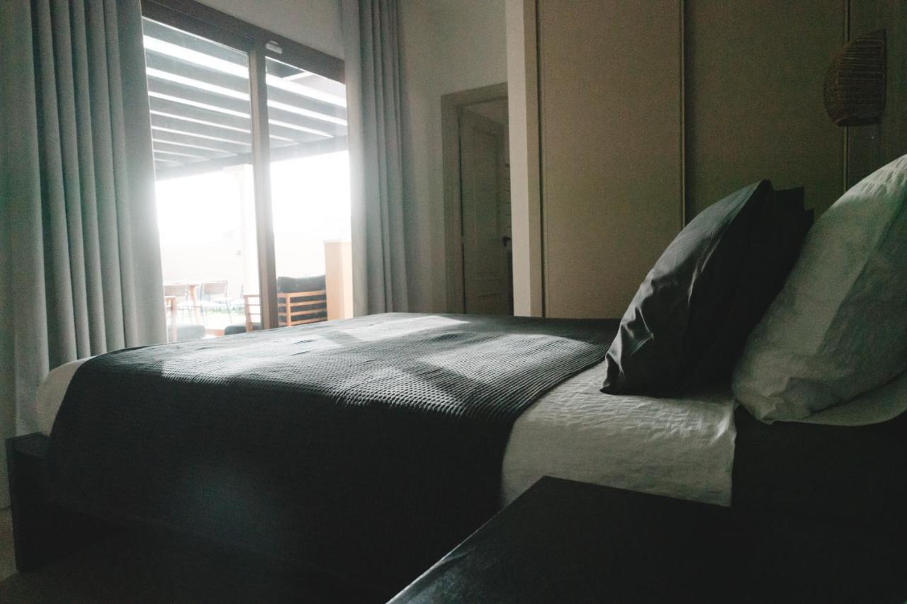 Moderne Villa Met Verwarmd Zwembad In Κοραλέχο Εξωτερικό φωτογραφία