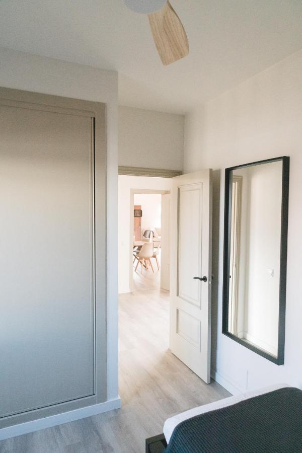 Moderne Villa Met Verwarmd Zwembad In Κοραλέχο Εξωτερικό φωτογραφία
